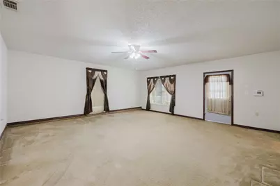 600 S College Avenue, Eastland, TX 76448 - Photo 9