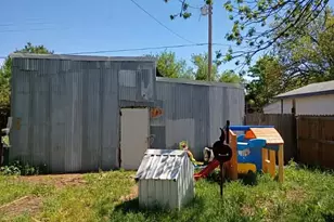 1220 Maple St, Graham, TX 76450 - Photo 7