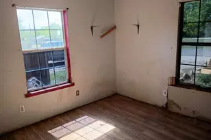 1220 Maple St, Graham, TX 76450 - Photo 5