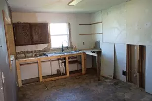 1220 Maple St, Graham, TX 76450 - Photo 11