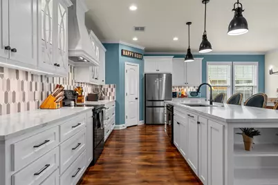 394 Cavitt Court, Robinson, TX 76706 - Photo 11