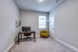 105 Lemley Dr, Fort Worth, TX 76131 - Photo 5
