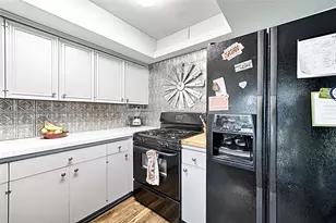 1853 Tompkins Dr, Grand Prairie, TX 75051 - Photo 11