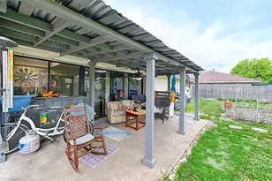 1853 Tompkins Dr, Grand Prairie, TX 75051 - Photo 21