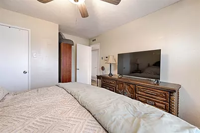 1853 Tompkins Drive, Grand Prairie, TX 75051 - Photo 13