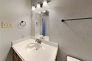 7764 Creekview Dr, Frisco, TX 75034 - Photo 9