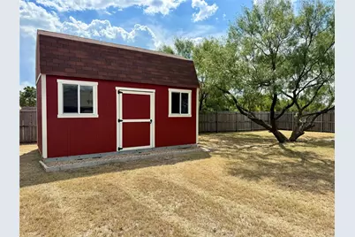 417 Lens Street, Eastland, TX 76448 - Photo 19