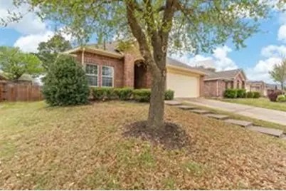 1002 Hidden Oaks Drive, Burleson, TX 76028 - Photo 3