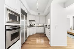 3401 Lee Pkwy, Dallas, TX 75219 - Photo 7