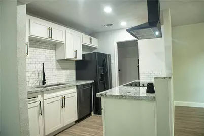 1432 Barron Lane, Fort Worth, TX 76112 - Photo 7