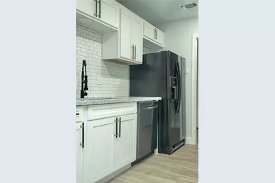 1432 Barron Lane, Fort Worth, TX 76112 - Photo 9