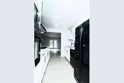 1432 Barron Lane, Fort Worth, TX 76112 - Photo 11