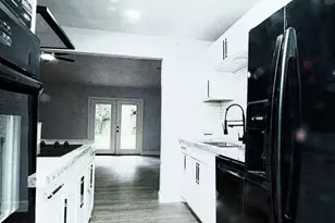 1432 Barron Ln, Fort Worth, TX 76112 - Photo 11