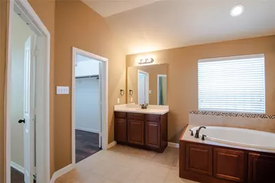 5112 Sweetgum Court, McKinney, TX 75071 - Photo 11