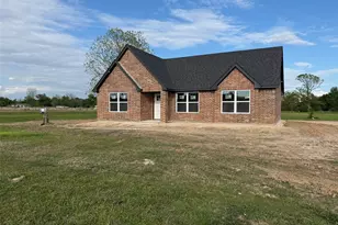 19 Private Road 35995, Powderly, TX 75473 - Photo 3