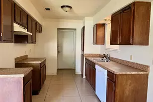 1900 Wurzburg Dr, Fort Worth, TX 76134 - Photo 7
