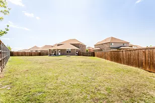 3020 Prairie Trail Ave, Aubrey, TX 76227 - Photo 37