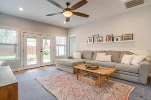 4516 Calmont Ave, Fort Worth, TX 76107 - Photo 15