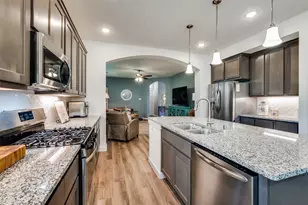 1413 Shire Dr, Aubrey, TX 76227 - Photo 3