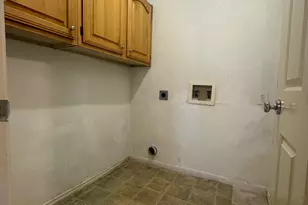 320 W Williams St, Cedar Hill, TX 75104 - Photo 11