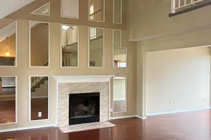 320 W Williams St, Cedar Hill, TX 75104 - Photo 5