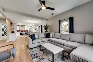 807 Florence St, McKinney, TX 75069 - Photo 11