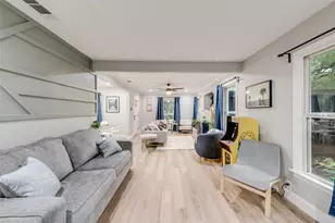 1103 W Russell Ave, Carrollton, TX 75006 - Photo 7