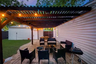 1103 W Russell Ave, Carrollton, TX 75006 - Photo 37