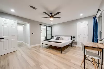 1103 W Russell Avenue, Carrollton, TX 75006 - Photo 25