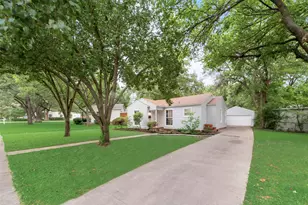 1103 W Russell Ave, Carrollton, TX 75006 - Photo 33