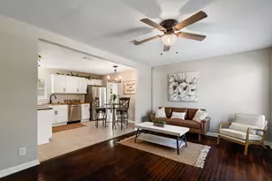 1104 Redbud St, Denison, TX 75020 - Photo 5