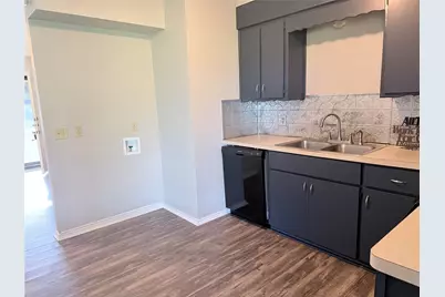 2217 Long Creek Court, Granbury, TX 76049 - Photo 11