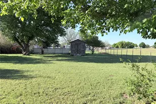 2217 Long Creek Ct, Granbury, TX 76049 - Photo 37