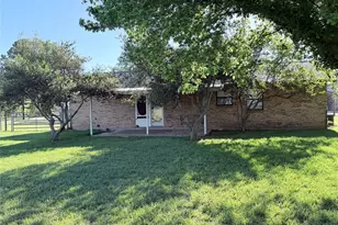 2217 Long Creek Ct, Granbury, TX 76049 - Photo 35