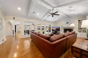 6950 Mossvine Dr, Dallas, TX 75254 - Photo 15