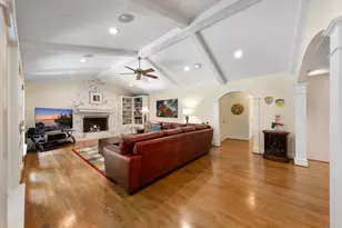 6950 Mossvine Dr, Dallas, TX 75254 - Photo 17