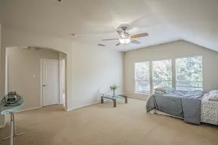 1664 Park Grove Dr, Irving, TX 75060 - Photo 33