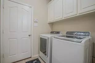 1664 Park Grove Dr, Irving, TX 75060 - Photo 7