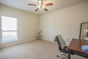 1664 Park Grove Dr, Irving, TX 75060 - Photo 35