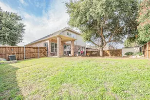 1664 Park Grove Dr, Irving, TX 75060 - Photo 39