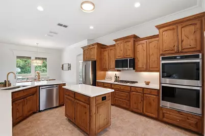 141 Rivercreek Ranch Lane #L, Fort Worth, TX 76126 - Photo 11