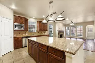 212 Chester Dr, Lewisville, TX 75056 - Photo 7