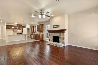 212 Chester Drive, Lewisville, TX 75056 - Photo 11