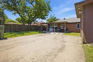 2216 Limestone Ln, Garland, TX 75040 - Photo 25