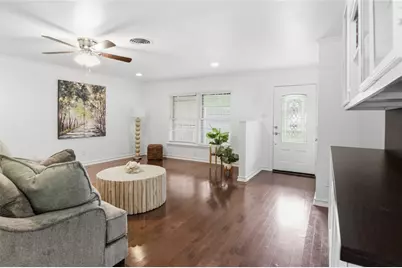 4216 Selkirk Drive W, Fort Worth, TX 76109 - Photo 5