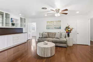 4216 Selkirk Dr W, Fort Worth, TX 76109 - Photo 7