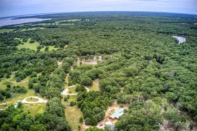 1327 County Road 3702, Quinlan, TX 75474 - Photo 9