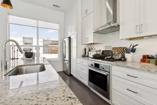 2319 Kirby St, Dallas, TX 75204 - Photo 9