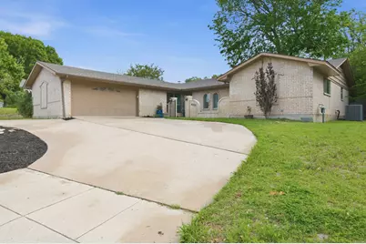 4225 Dawn Drive, Benbrook, TX 76116 - Photo 3
