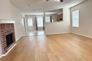 932 White Dove Dr, Arlington, TX 76017 - Photo 3